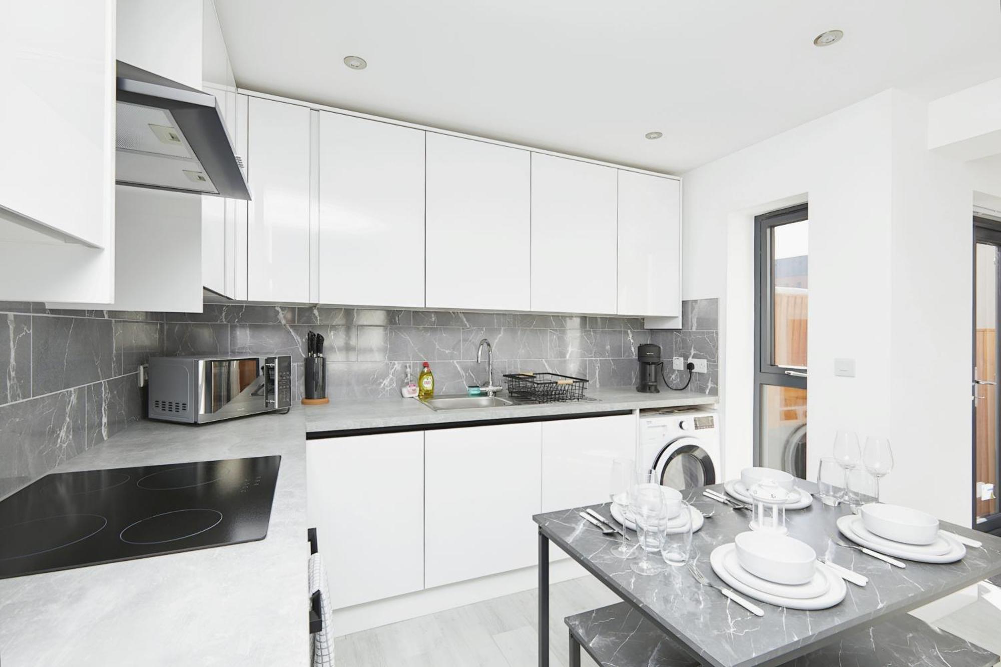 Modern Home In Derby City Centre - Free Gated Parking Esterno foto